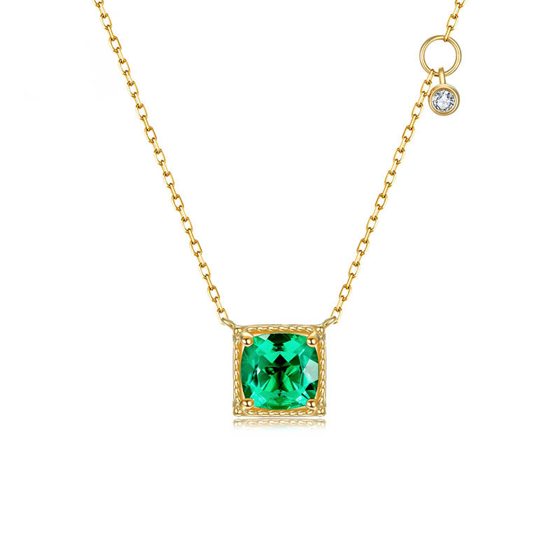 18K Gold Princess Cut Emerald Pendant with Necklace