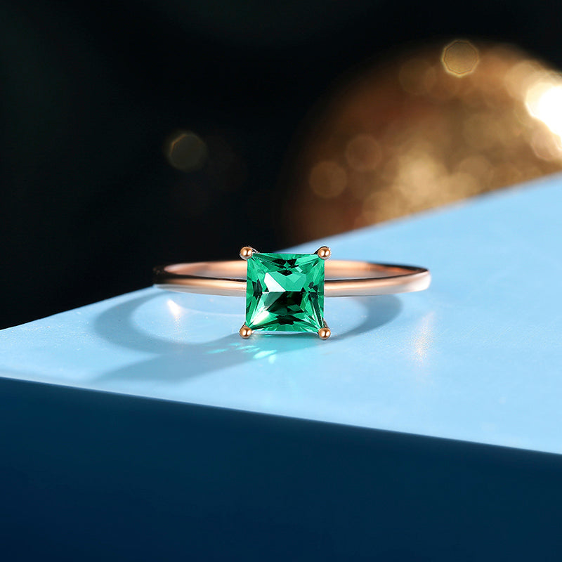 18K Princess Cut Emerald Wedding Ring