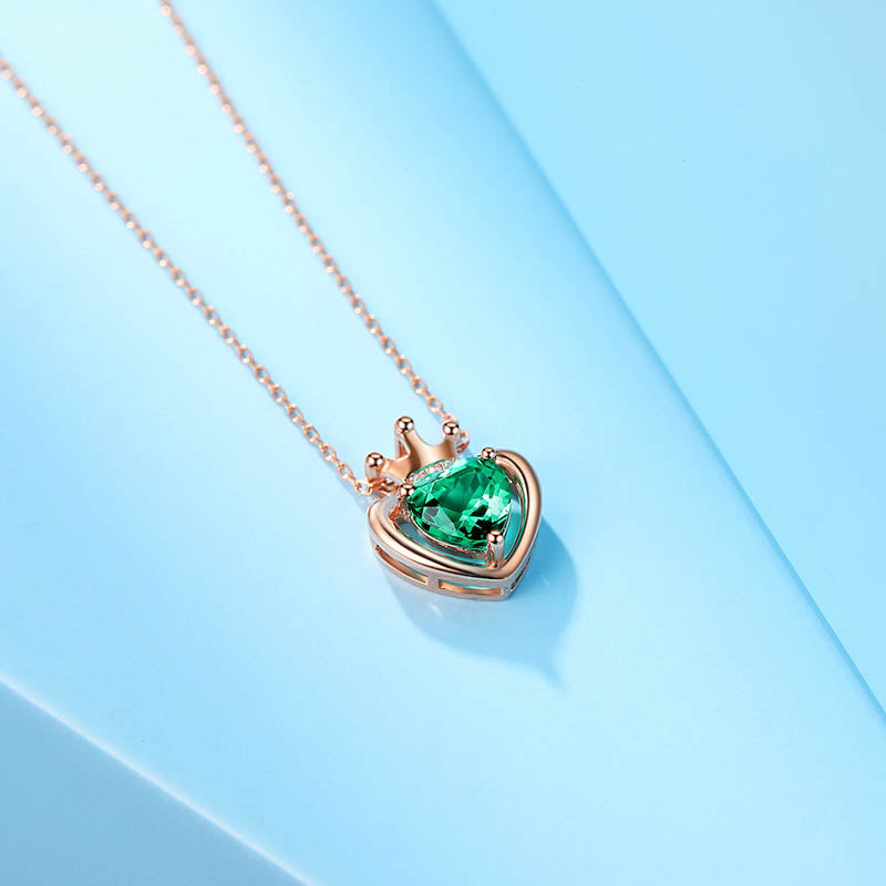 18K Crown Pendant with Synthetic Emerald 0.75ct
